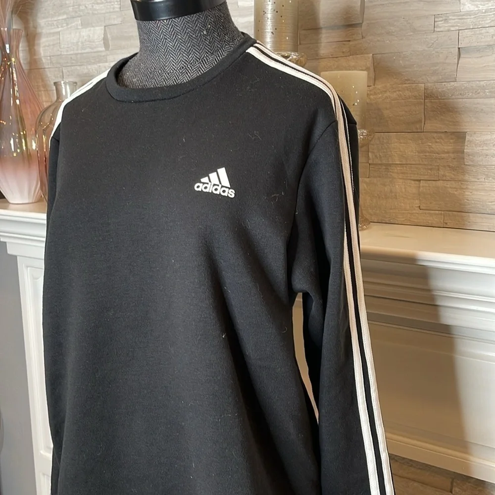 adidas Men's Essentials French Terry 3-Stripes Sweatshirt Size Medium